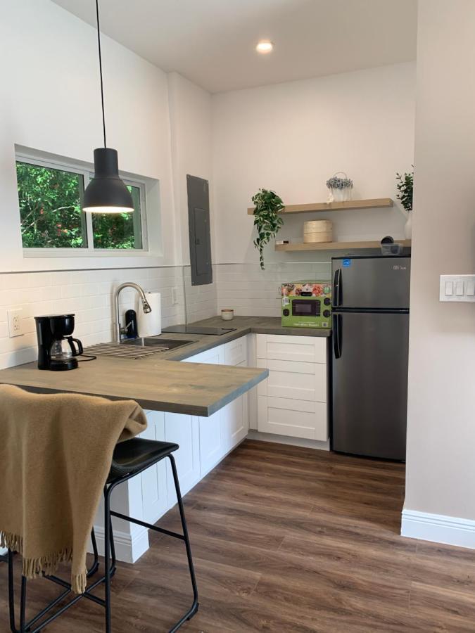 Biscayne Garden'S Studio Golden Glades Экстерьер фото