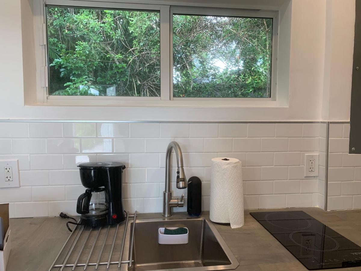 Biscayne Garden'S Studio Golden Glades Экстерьер фото