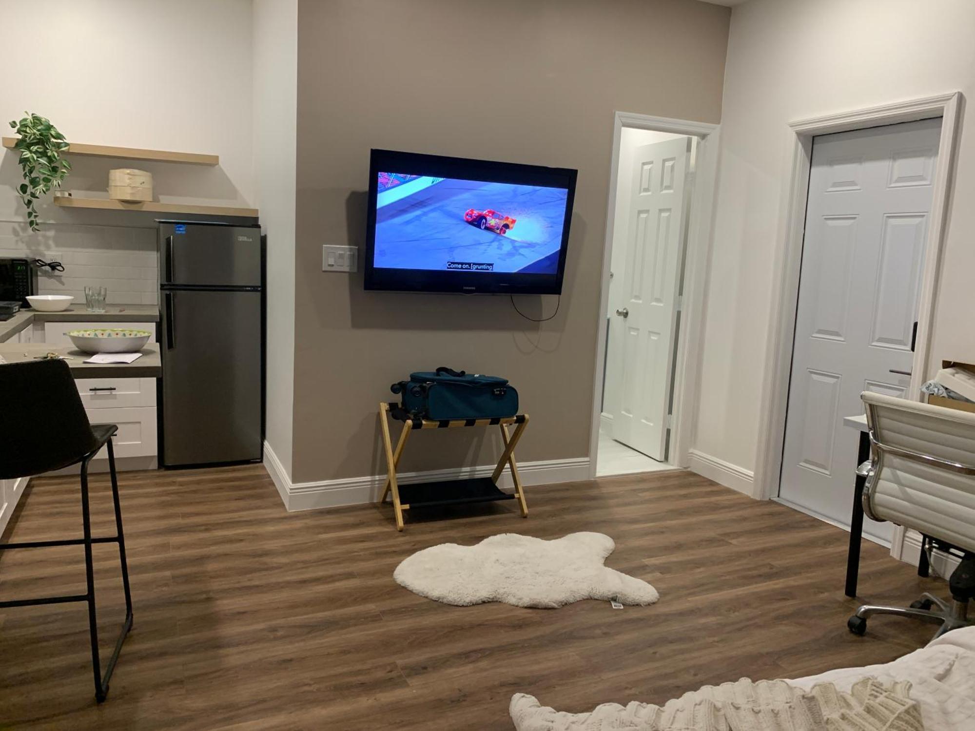 Biscayne Garden'S Studio Golden Glades Экстерьер фото